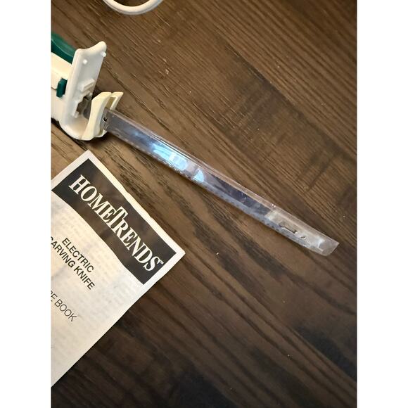 HomeTrends Electric Carving Knife - tested and working - Picture 5 of 10